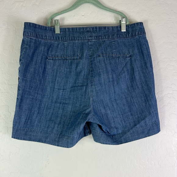 THE LIMITED Chambray tailored Bermuda Shorts size 10 - Picture 3 of 14